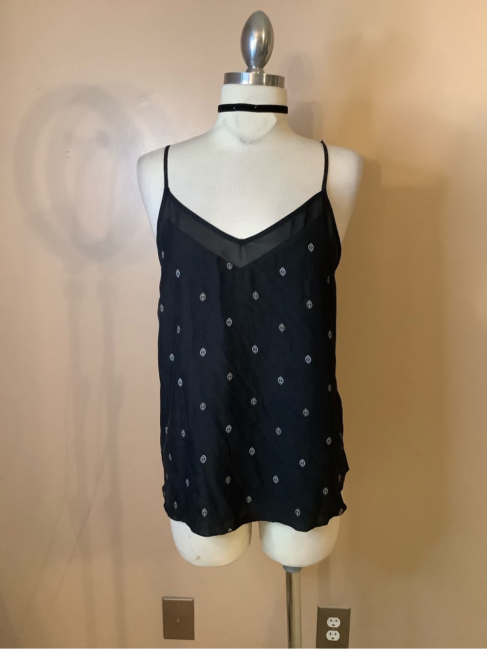 Kensie Black Spaghetti Strap V-Neck eyeball print Camisole tank top small